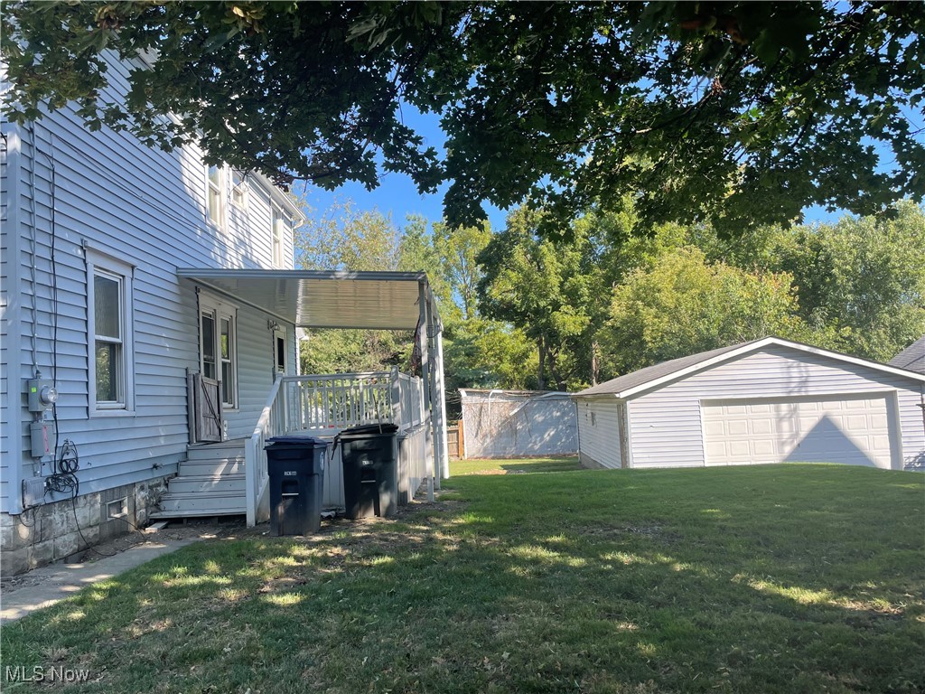 Akron, Ohio 44305, United States, 2 Bedrooms Bedrooms, ,1 BathroomBathrooms,Residential,Active,92608