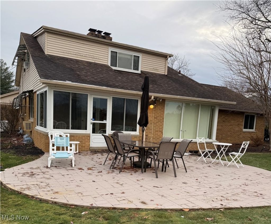 Photo of 22590 Hilliard Boulevard, Rocky River, OH 44116 (MLS # 5176684)