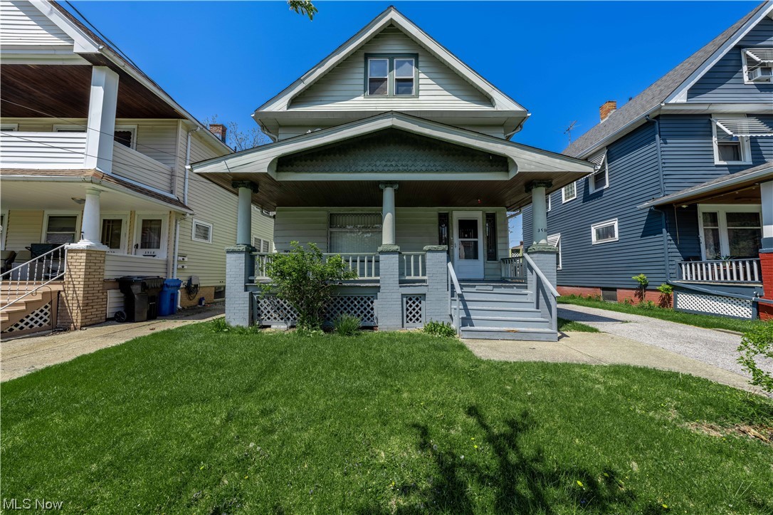 C & J Henritzes - Residential Lease