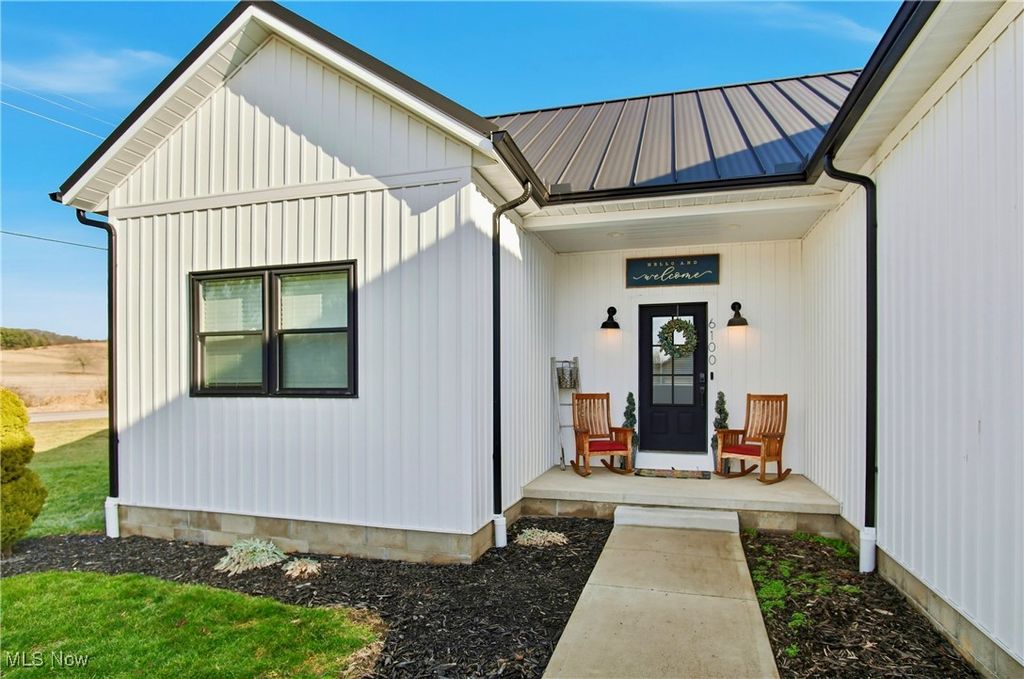 Photo of 6100 Arnies Drive, Nashport, OH 43830 (MLS # 5180710)