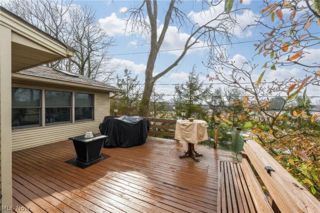 Photo of 3128 Sheila Street NW, Massillon, OH 44646 (MLS # 5190415)