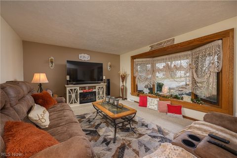 Tiny photo for 3128 Sheila Street NW, Massillon, OH 44646 (MLS # 5190415)