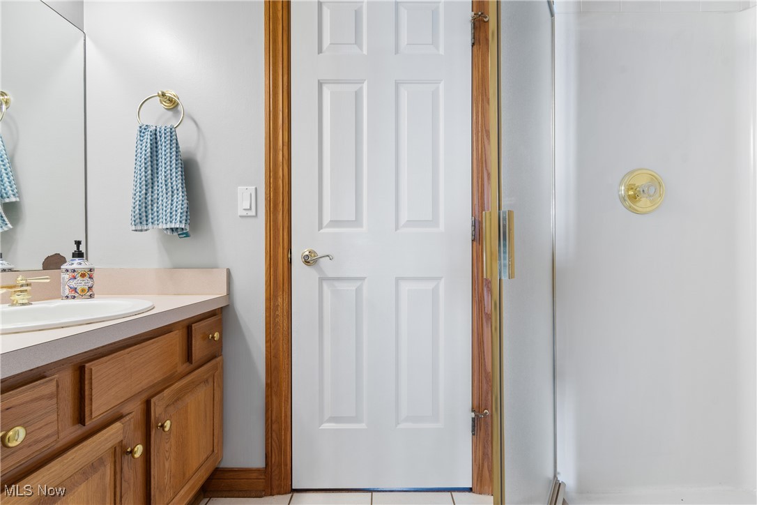 106 Champion Lane, Chagrin Falls, Ohio image 19