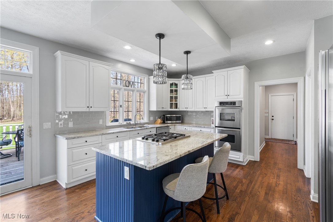 106 Champion Lane, Chagrin Falls, Ohio image 4