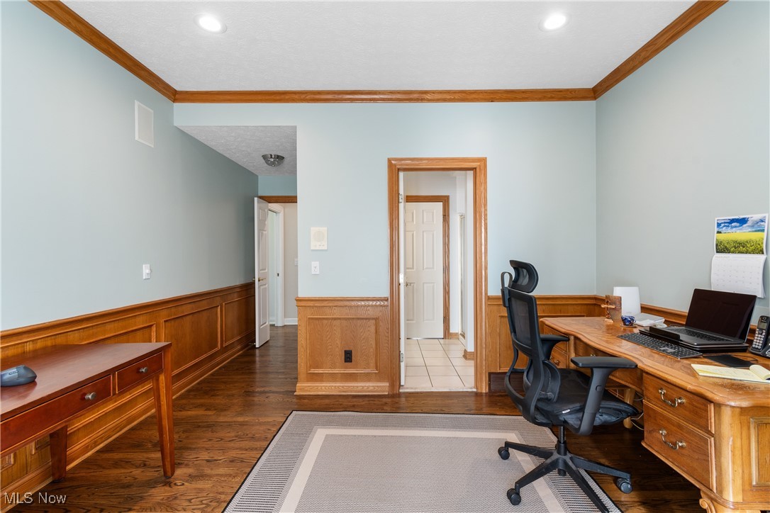 106 Champion Lane, Chagrin Falls, Ohio image 18