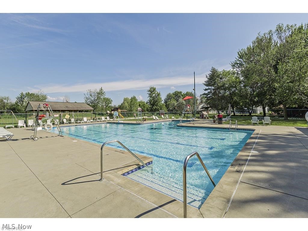 Pinegate 02 - Residential