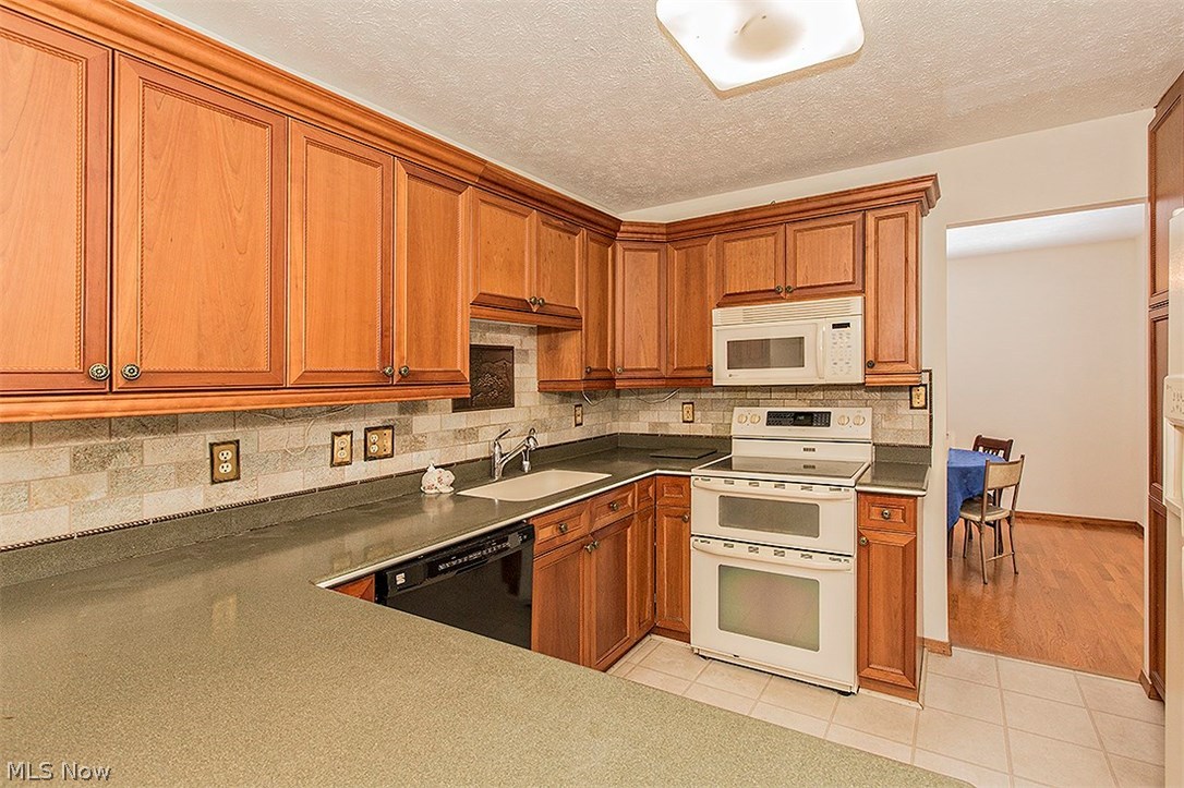 Pinegate 02 - Residential