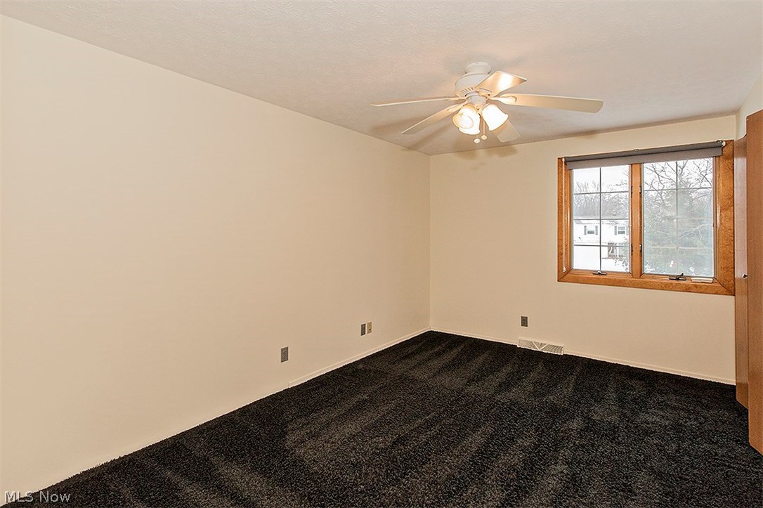 Pinegate 02 - Residential