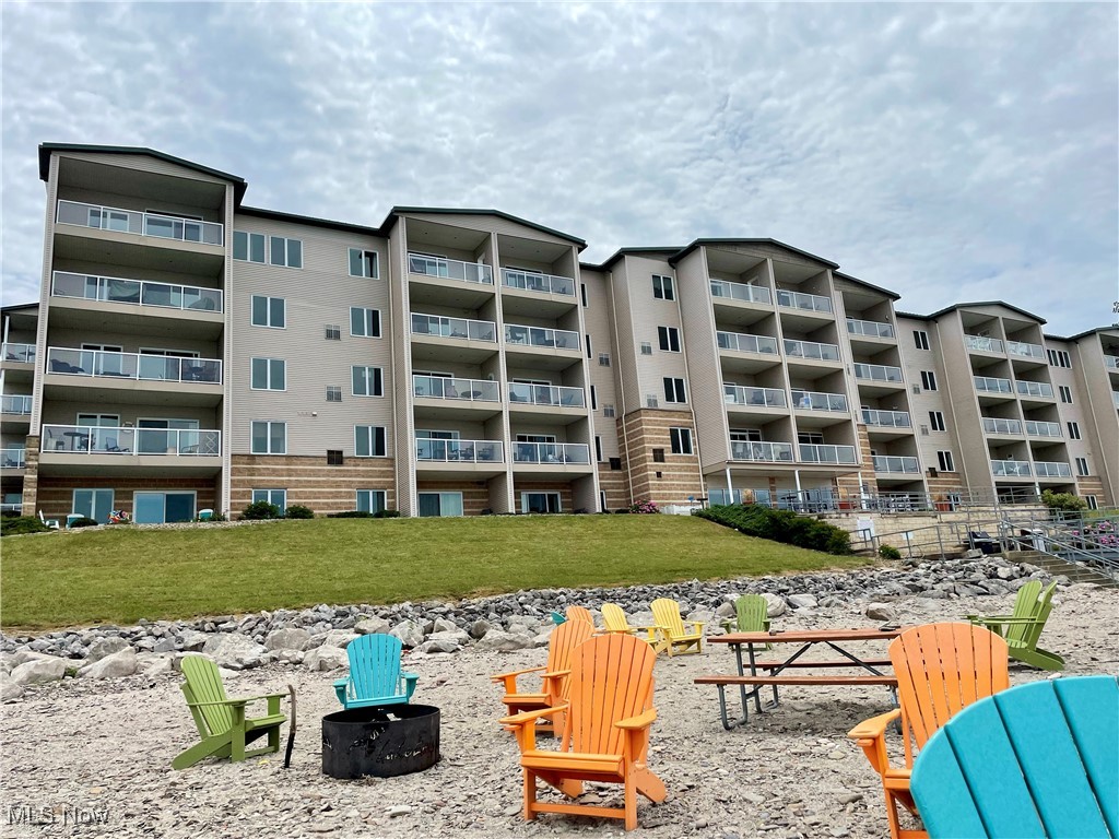 Lake Erie Vista Condo - Residential