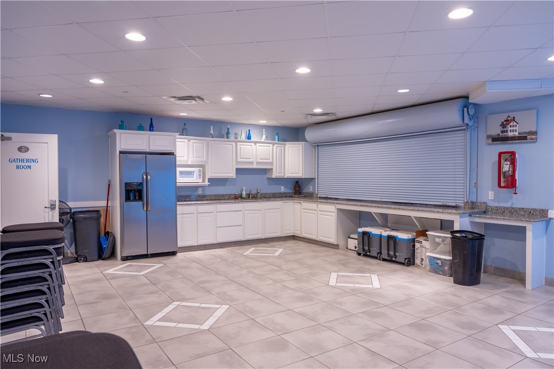 Lake Erie Vista Condo - Residential