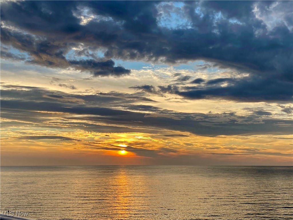 Lake Erie Vista Condo - Residential