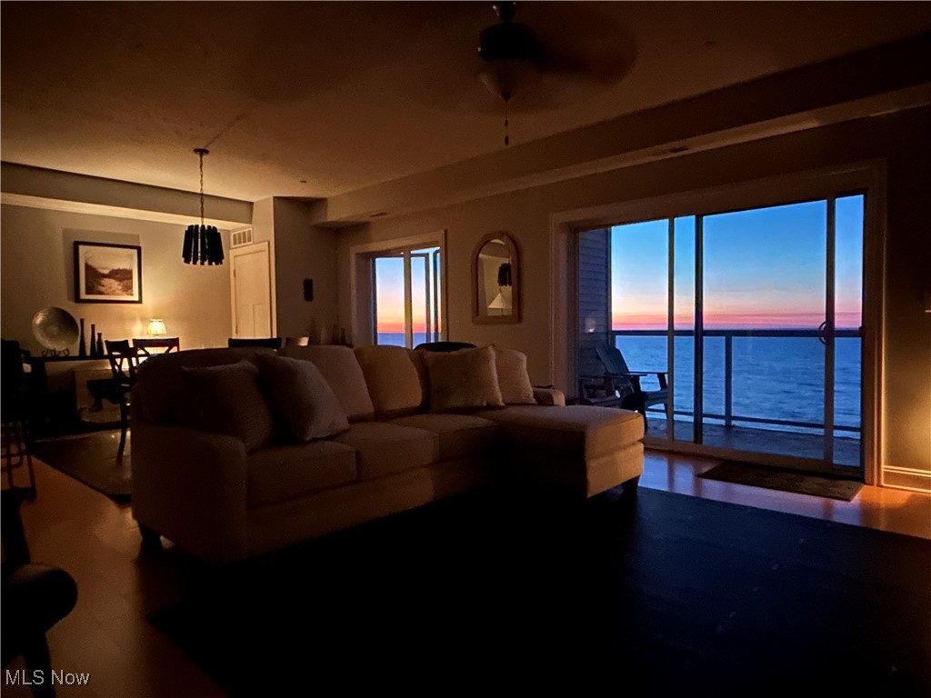 Lake Erie Vista Condo - Residential