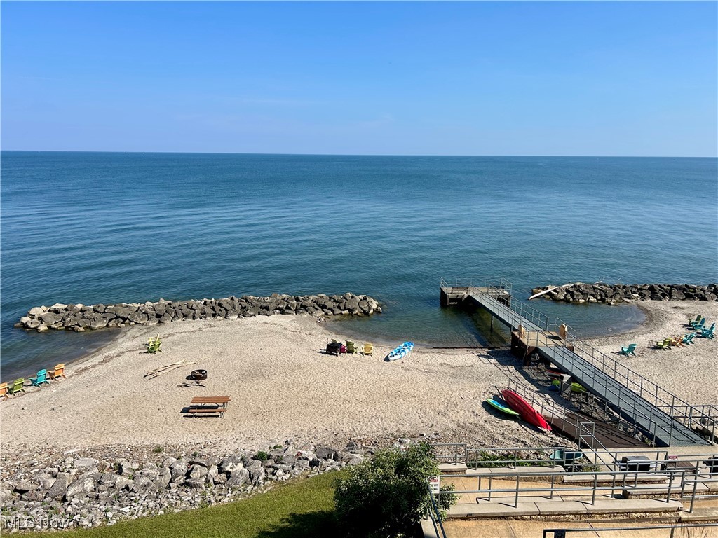 Lake Erie Vista Condo - Residential