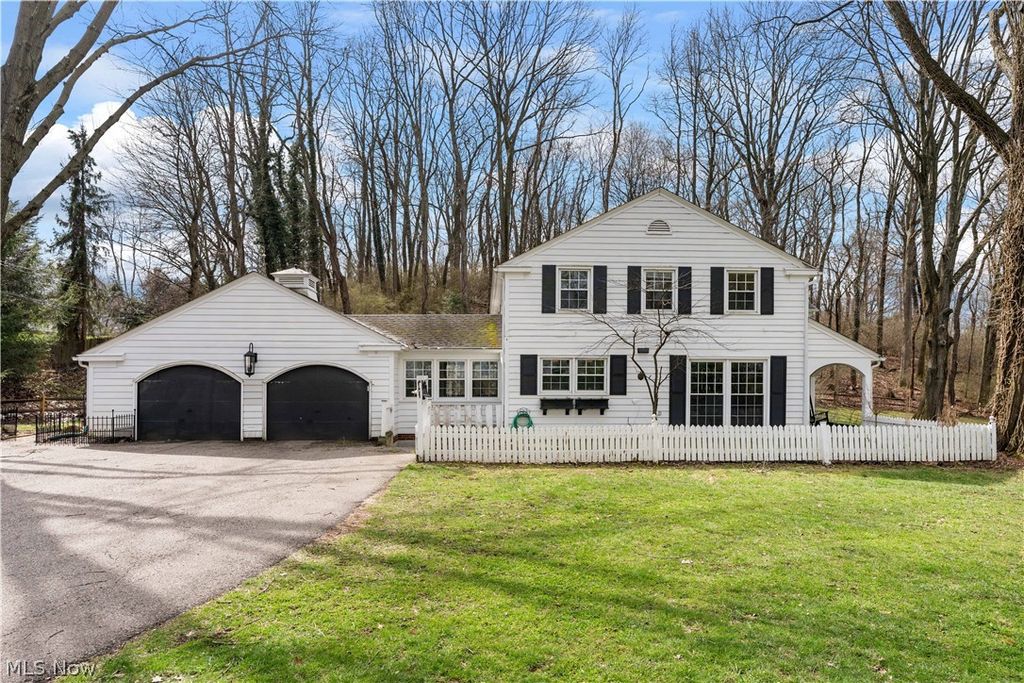 Photo of 5030 12th Street NW, Canton, OH 44708 (MLS # 5191522)