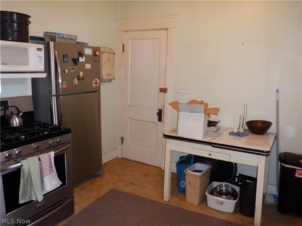 Schatzinger & Cotabish - Residential Income