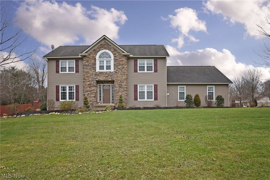 Move right in! Desirable Mayfair Lakes 4 bedroom 2.5 bath situated on a corner lot. New central air and furnace 2013. All new windows and entry way doors 2013. Amazing kitchen with pantry, granite counter tops, modern cabinets and island. Laundry room with built in cubbies and hooks perfect for children of all ages, perfect for backpacks, coats and all of their belongings! Master bath with jetted tub, separate tiles shower and double vanities! Schedule your showing today!