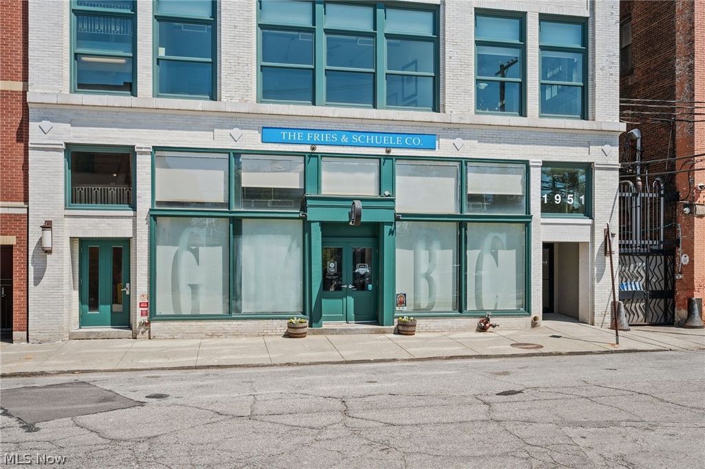 Photo of 1951 W 26th Street #308, Cleveland, OH 44113 (MLS # 5206602)