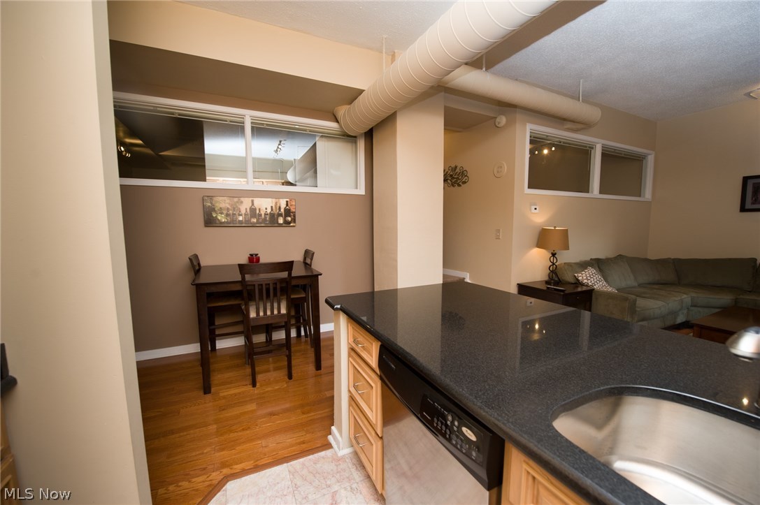 Pointe/Gateway Condo - Residential