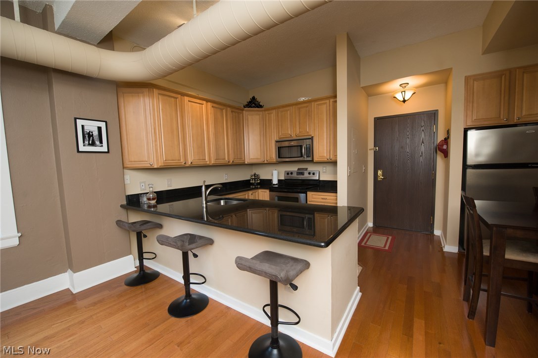 Pointe/Gateway Condo - Residential