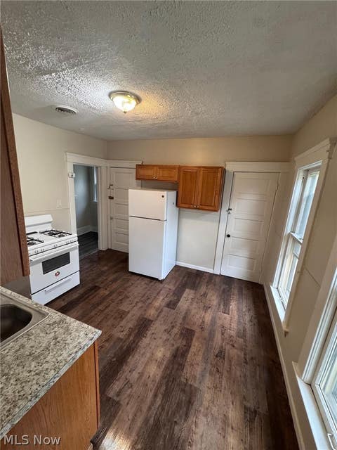 Tiny photo for 9521 Macon Avenue, Cleveland, OH 44102 (MLS # 5239190)