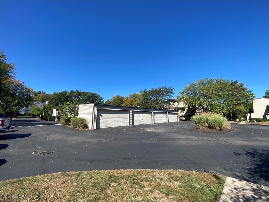 Cedarwood Village Condo 5 - Residential Lease