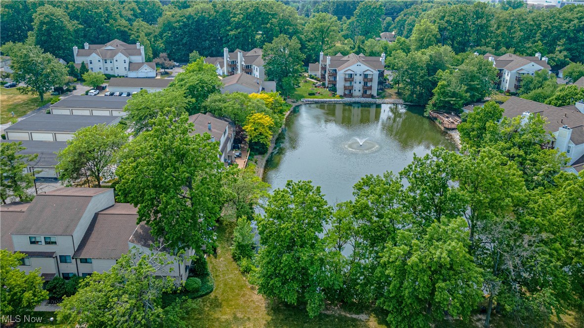 Cedarwood Village Condo 5 - Residential Lease