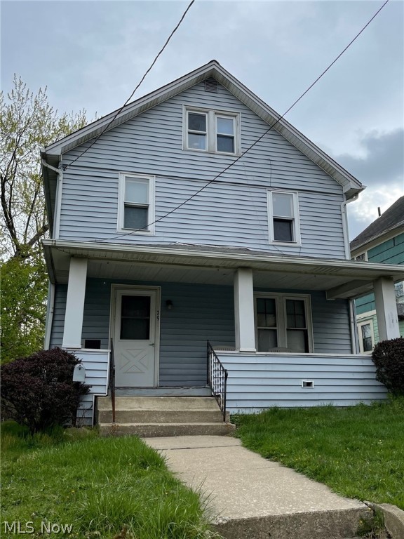 Don't miss out on a great investment opportunity! This home is tenant occupied, and generates a monthly income of $825.00. The tenant is currently on a lease until 7/31/2021.