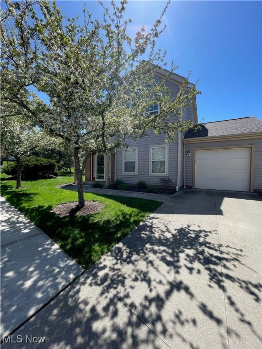 Here is your chance to own an end unit in the highly desirable Huntsford Farm community. This home boasts vaulted ceilings, large windows and skylights that flood both floors with natural light. On the first floor, the open concept connects the great room, kitchen and dining area. Removed from the main living space, you will find a bedroom that offers the convenience of private access to a full bath. On the second floor, you are greeted with a bright and inviting seating area. The primary bedroom has vaulted ceilings, large windows and two large closets, one of them is a walk-in. An additional bedroom, storage closets and a full bath complete the second floor. Outside, you will find a deck that is accessible from the dining room as well as a large side yard with mature landscaping. Just a short distance away you will find the community club house, tennis court and swimming pool. Close to all major highways, shopping and restaurants. All appliances included. Inspection for buyers knowledge only.