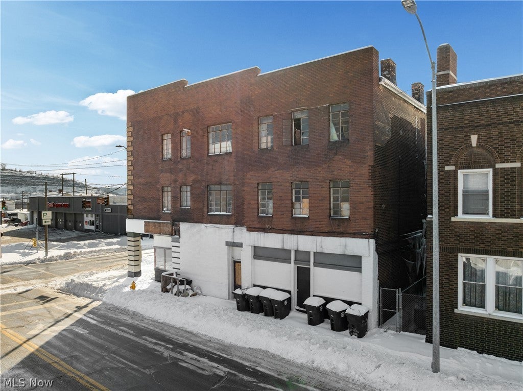 205 S 4th Street