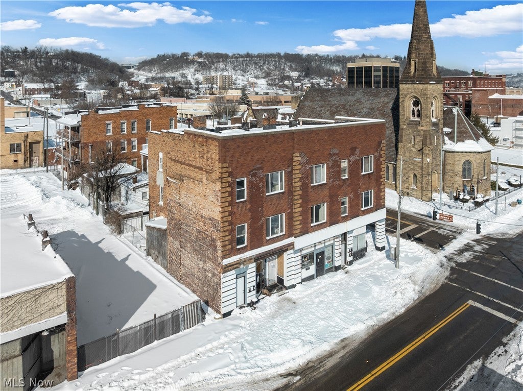 205 S 4th Street
