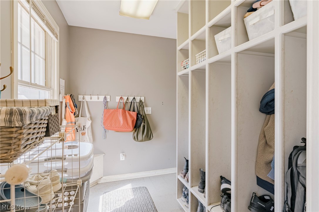 Van Sweringen Cos Shaker Cntr - Residential