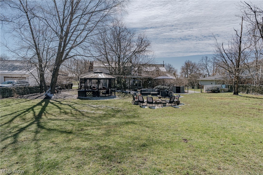 Van Sweringen Cos Shaker Cntr - Residential