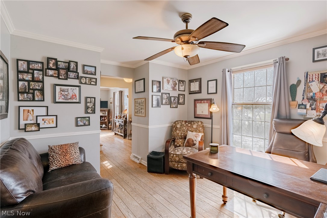 Van Sweringen Cos Shaker Cntr - Residential