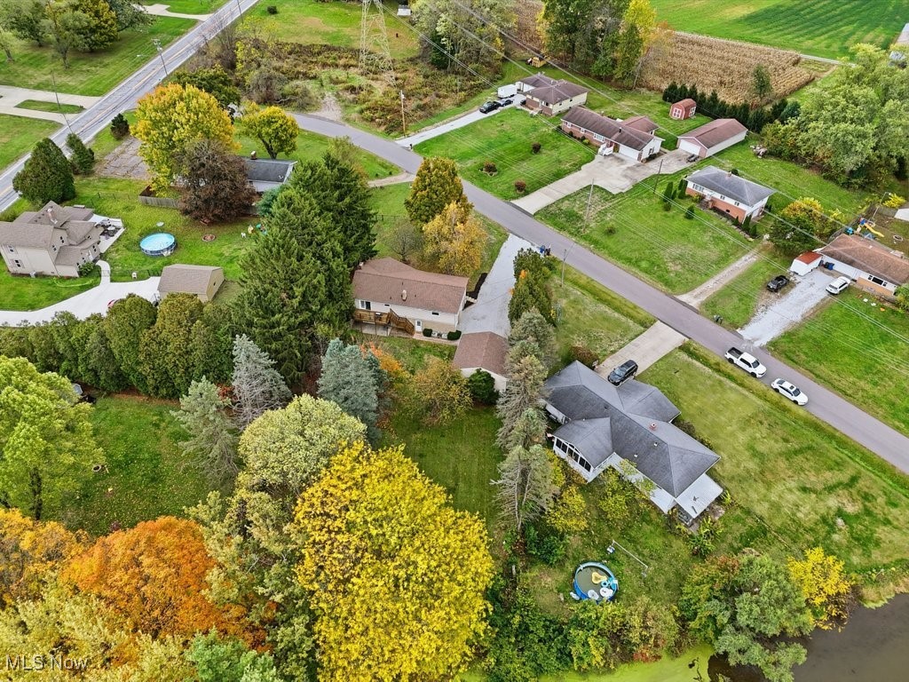 Mirror Lake - Residential