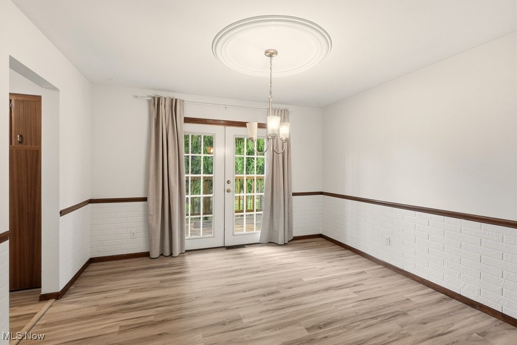 Mirror Lake - Residential