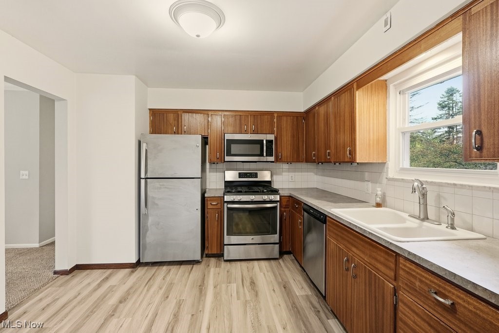 Mirror Lake - Residential