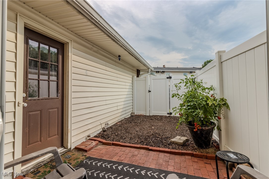 Meadowlawn Condo - Residential