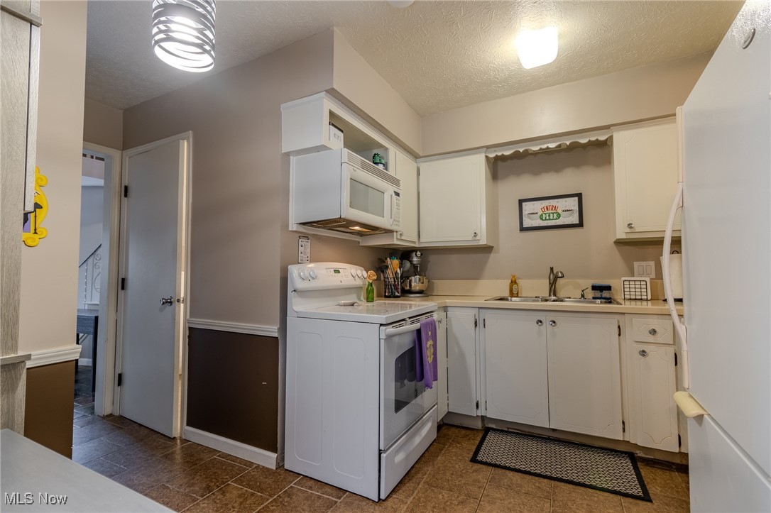 Meadowlawn Condo - Residential