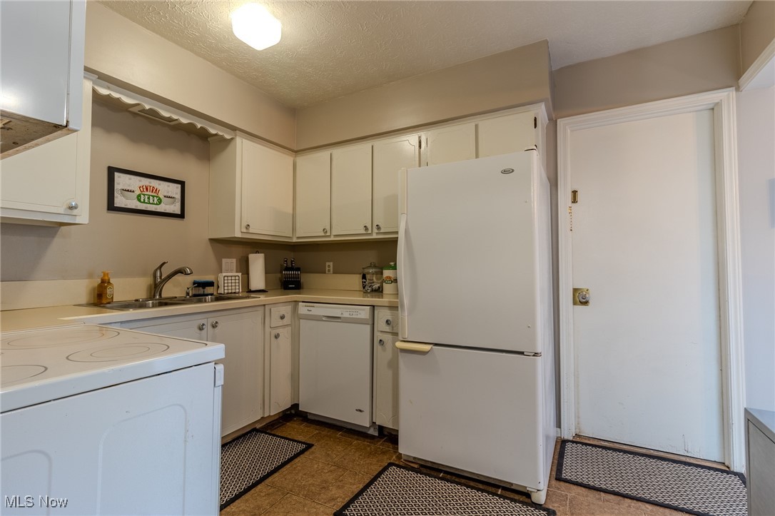 Meadowlawn Condo - Residential