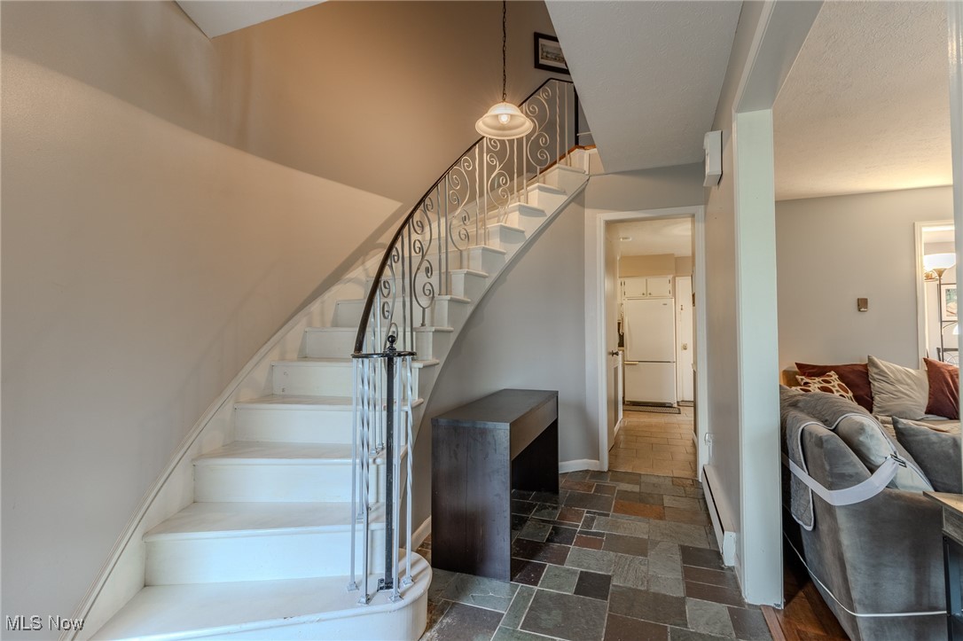 Meadowlawn Condo - Residential