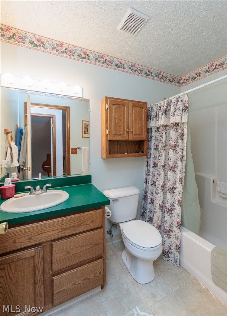 ROCKPORT COLONY CONDOS - Residential