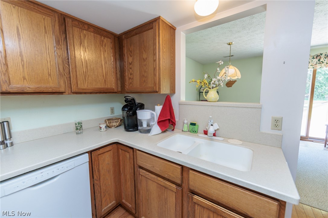 ROCKPORT COLONY CONDOS - Residential