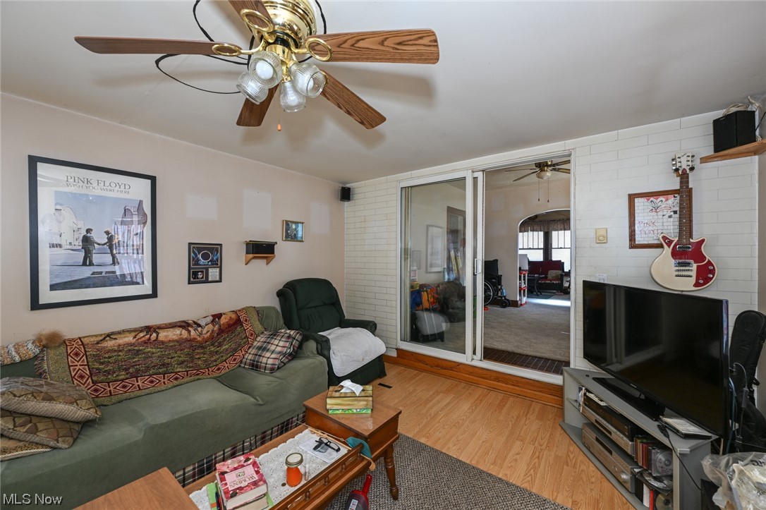 Village/East Sparta - Residential