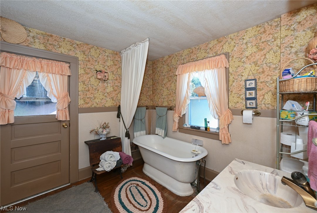 Village/East Sparta - Residential