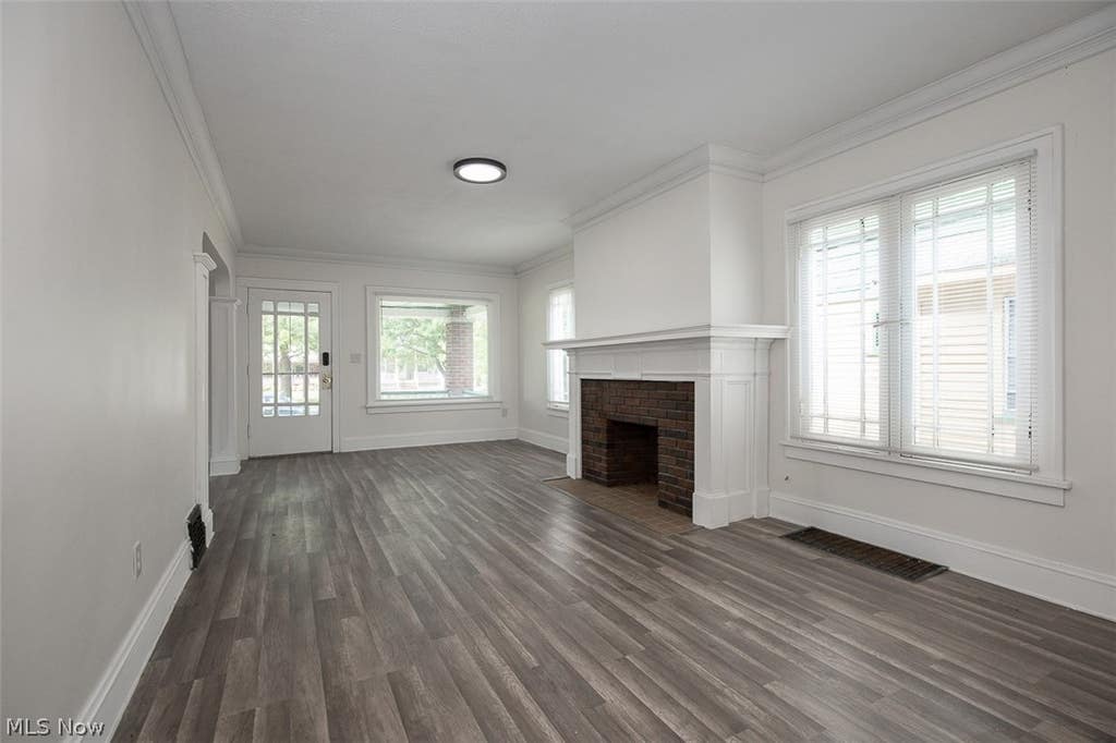 Photo of 13812 Southview Avenue, Cleveland, OH 44120 (MLS # 5224892)