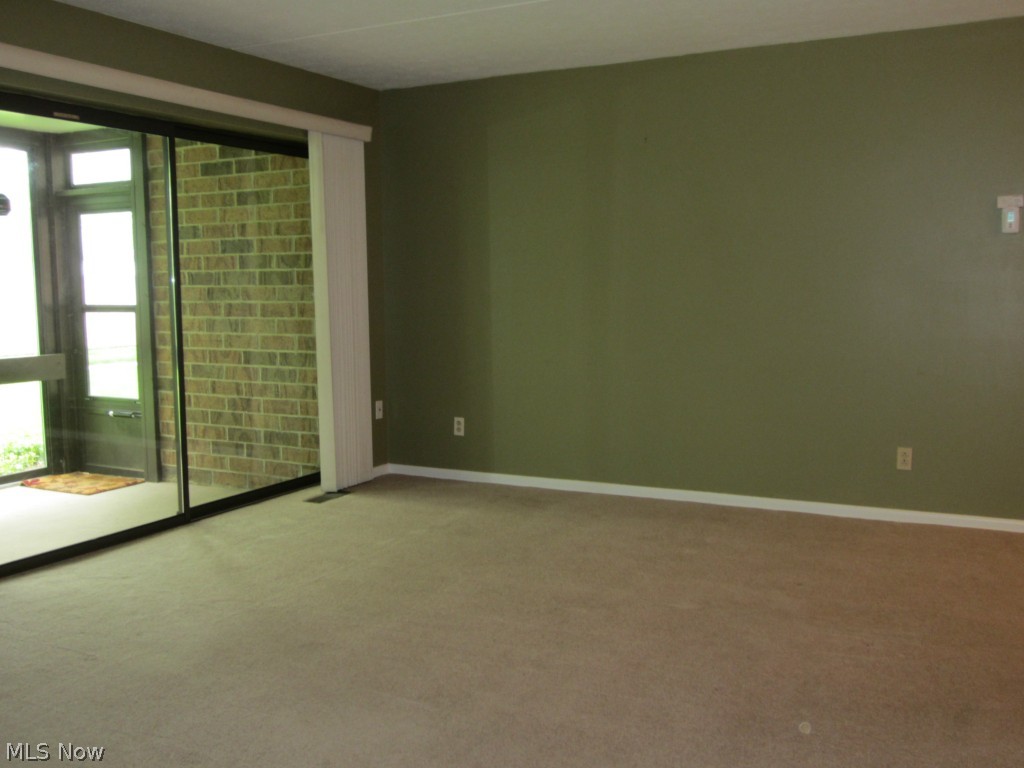 Woodscape Condos - Residential