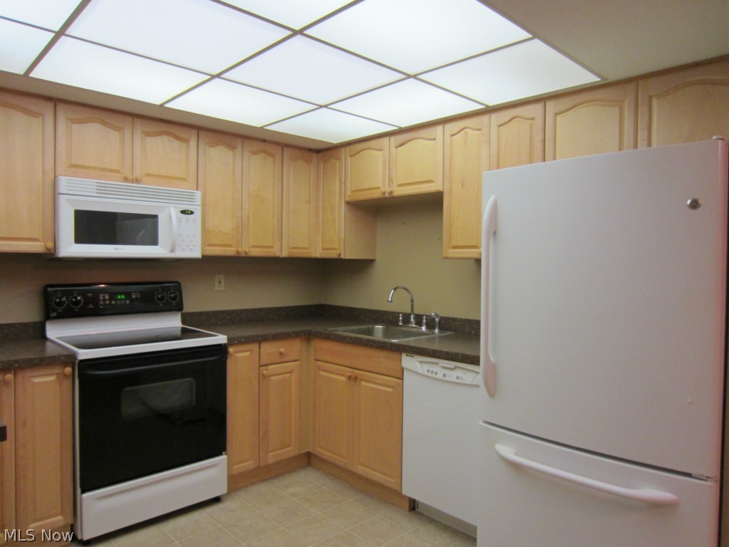 Woodscape Condos - Residential