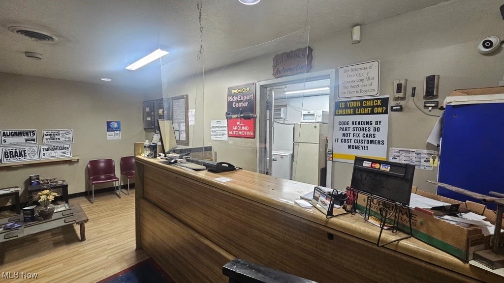 Brooklyn - Commercial Sale