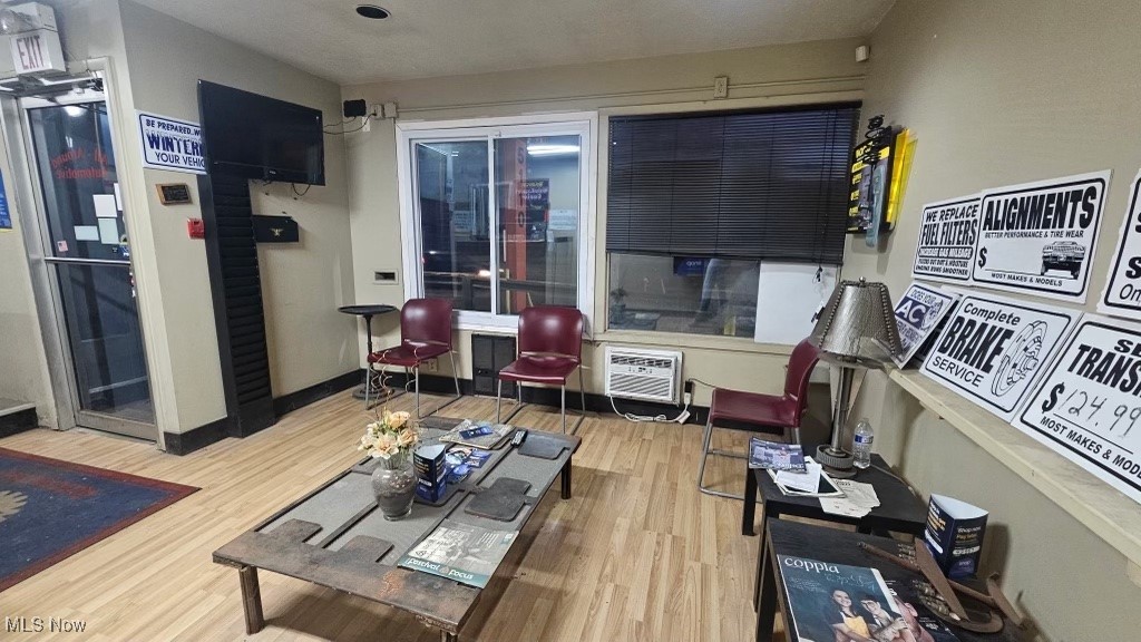 Brooklyn - Commercial Sale