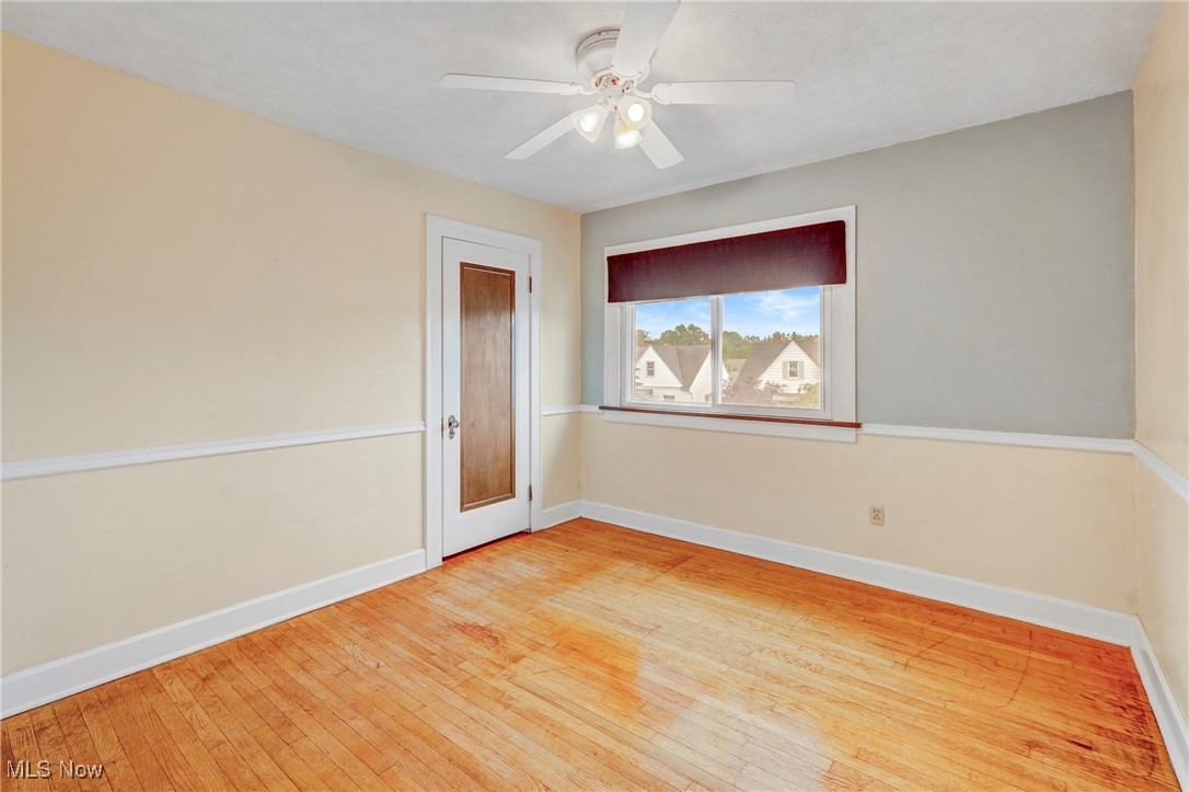 6818 Farnsworth Drive, Parma, Ohio image 22